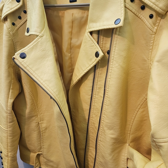 COLLEEN LOPEZ Purple Faux Leather Moto Jacket - Picture 13 of 14